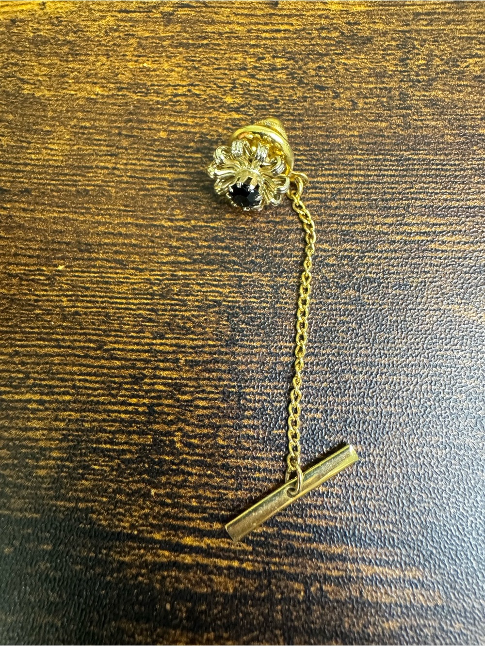 Vintage Gold Floral Tie Tack Brooch with Black Center - Picture 3 of 3